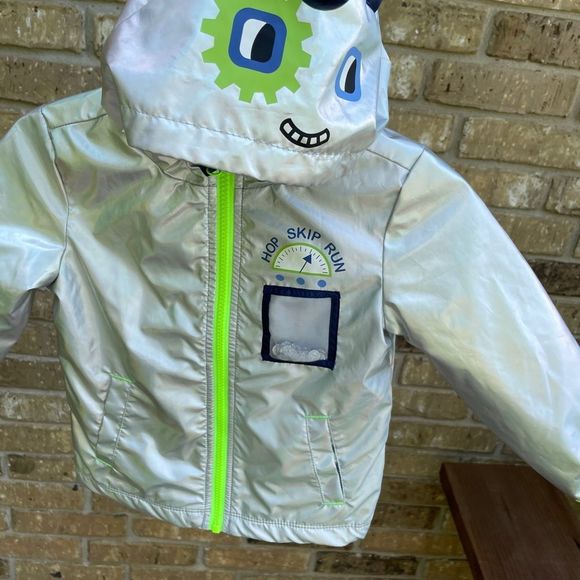 Cat & Jack Other - Cat & Jack girls silver zip up hooded jacket Size 3T
